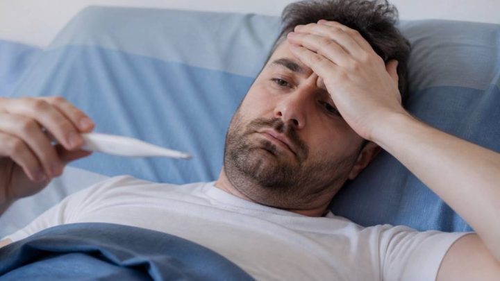 42 de fievre chez l'adulte : que faire et quand consulter ?